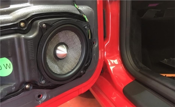 電動車?yán)? alt=